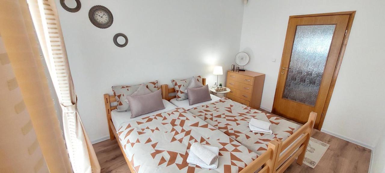 Mb Deluxe Apartment Високо Экстерьер фото