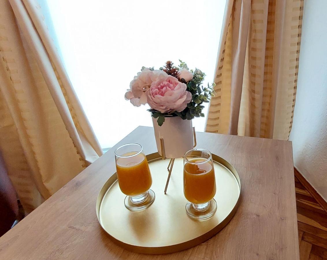 Mb Deluxe Apartment Високо Экстерьер фото